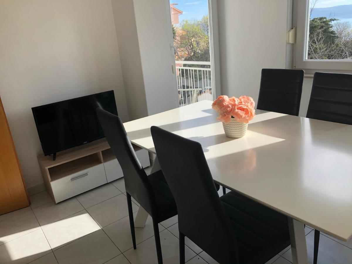 Apartments Tepavac Novi Vinodolski Bagian luar foto