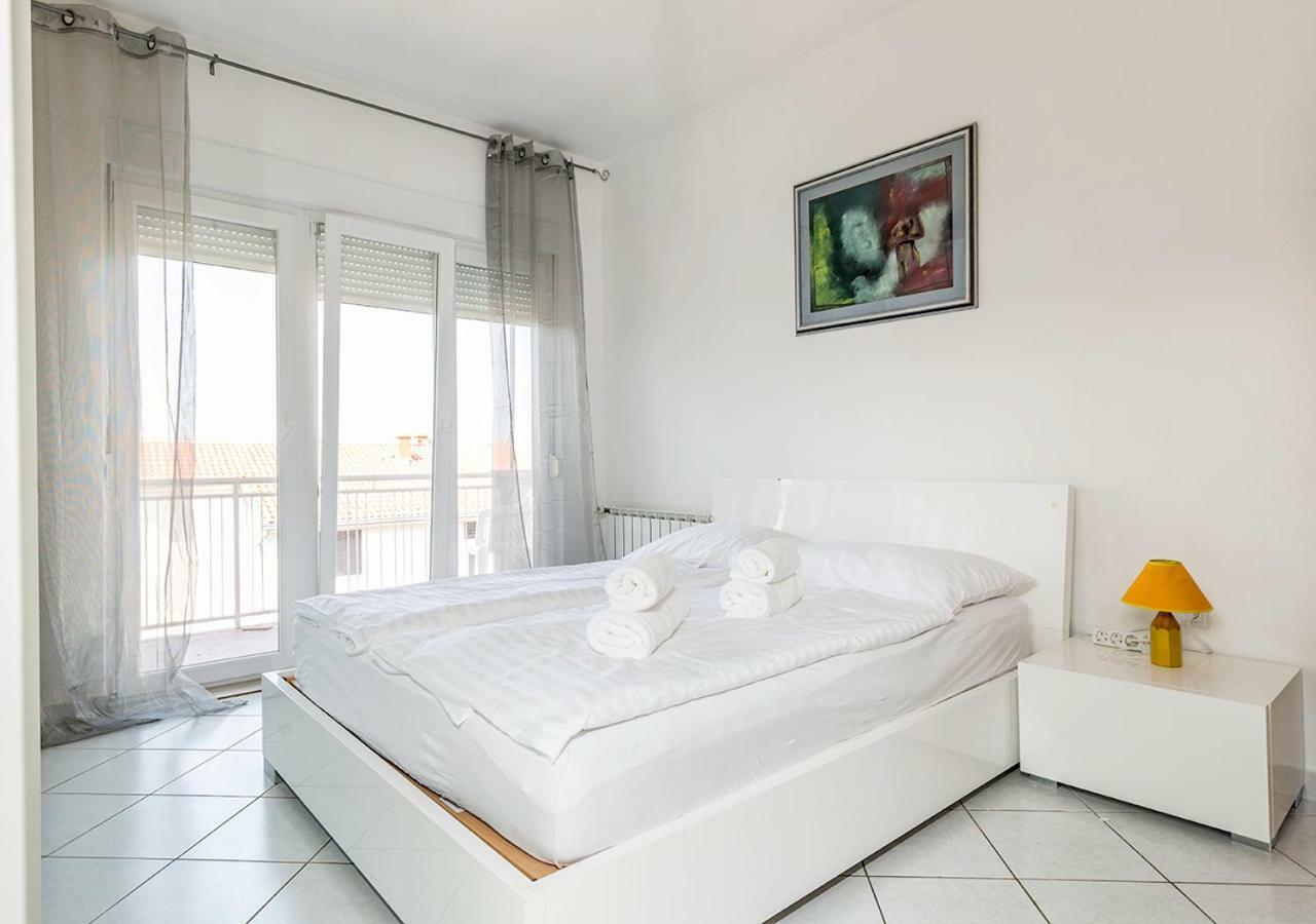 Apartments Tepavac Novi Vinodolski Bagian luar foto